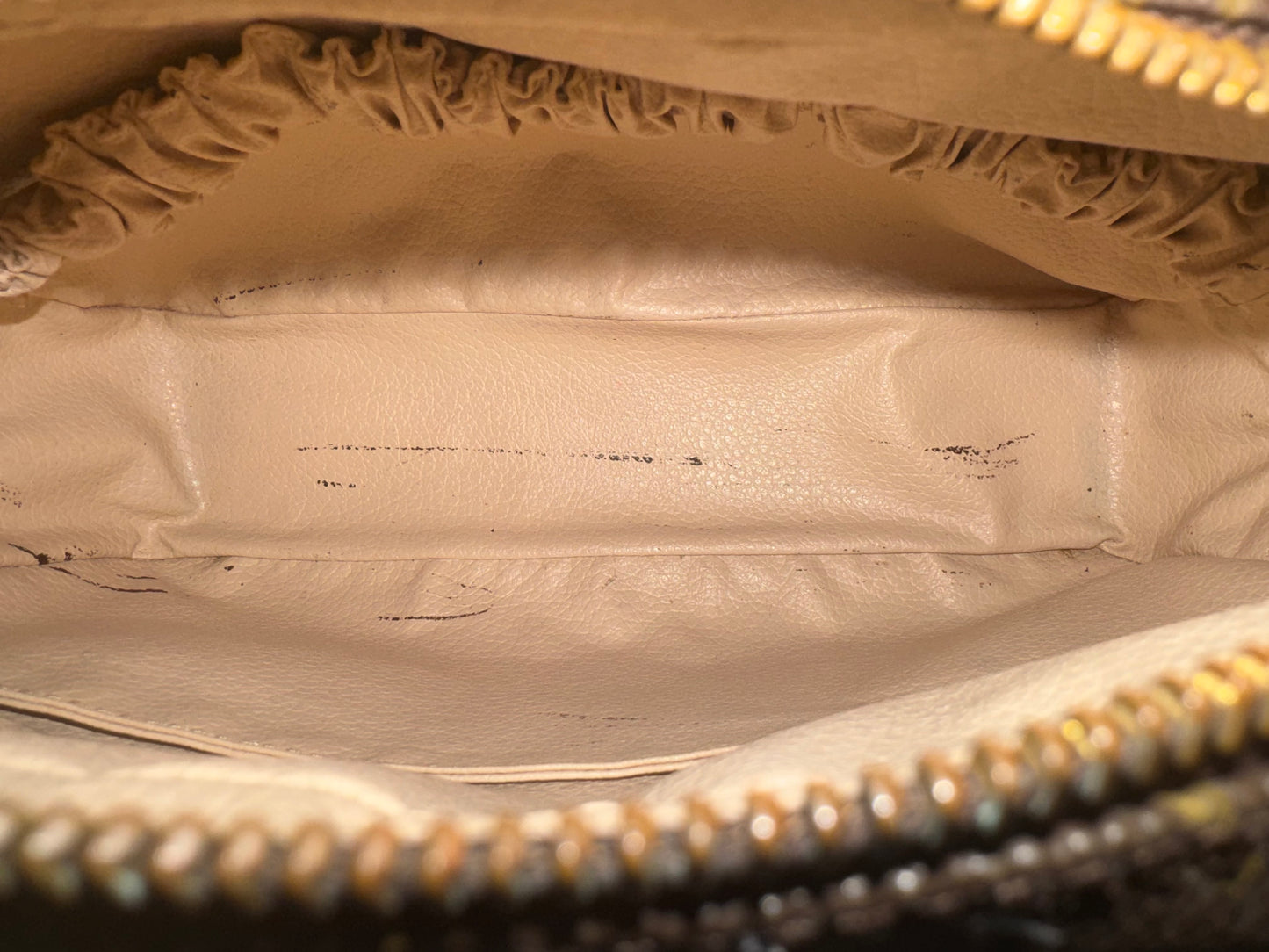 Louis Vuitton Trousse Toilette