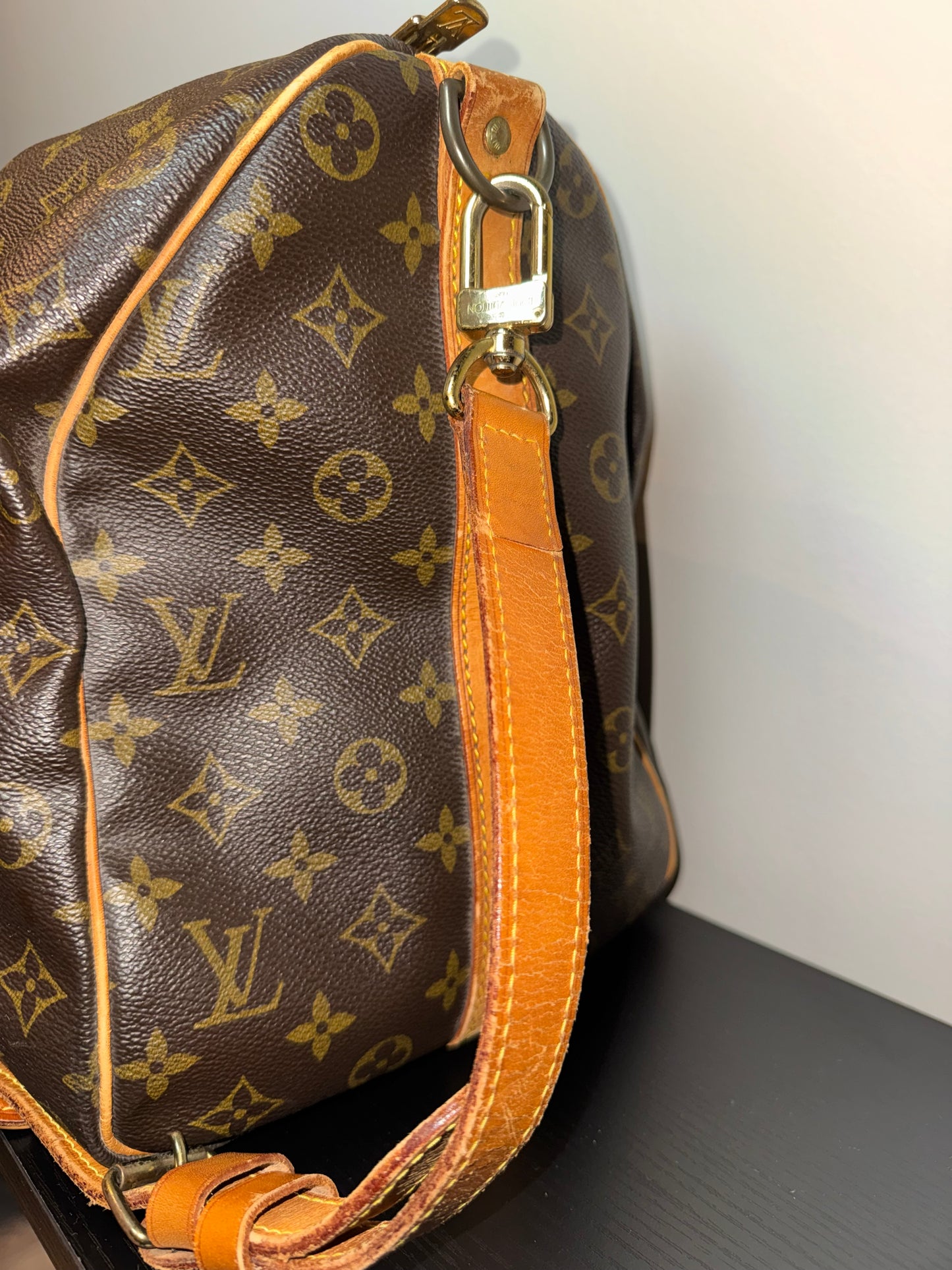 Louis Vuitton Monogram Keepall Bandouliere 50